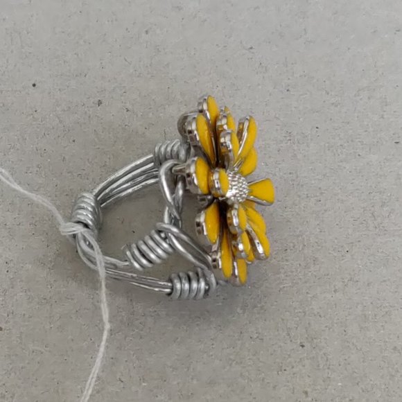 WIRE WRAPPED RING - Picture 2 of 2